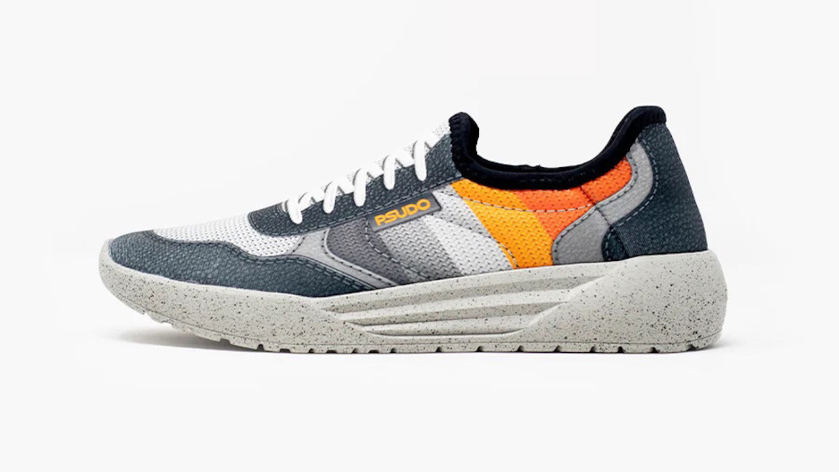 sneaks
